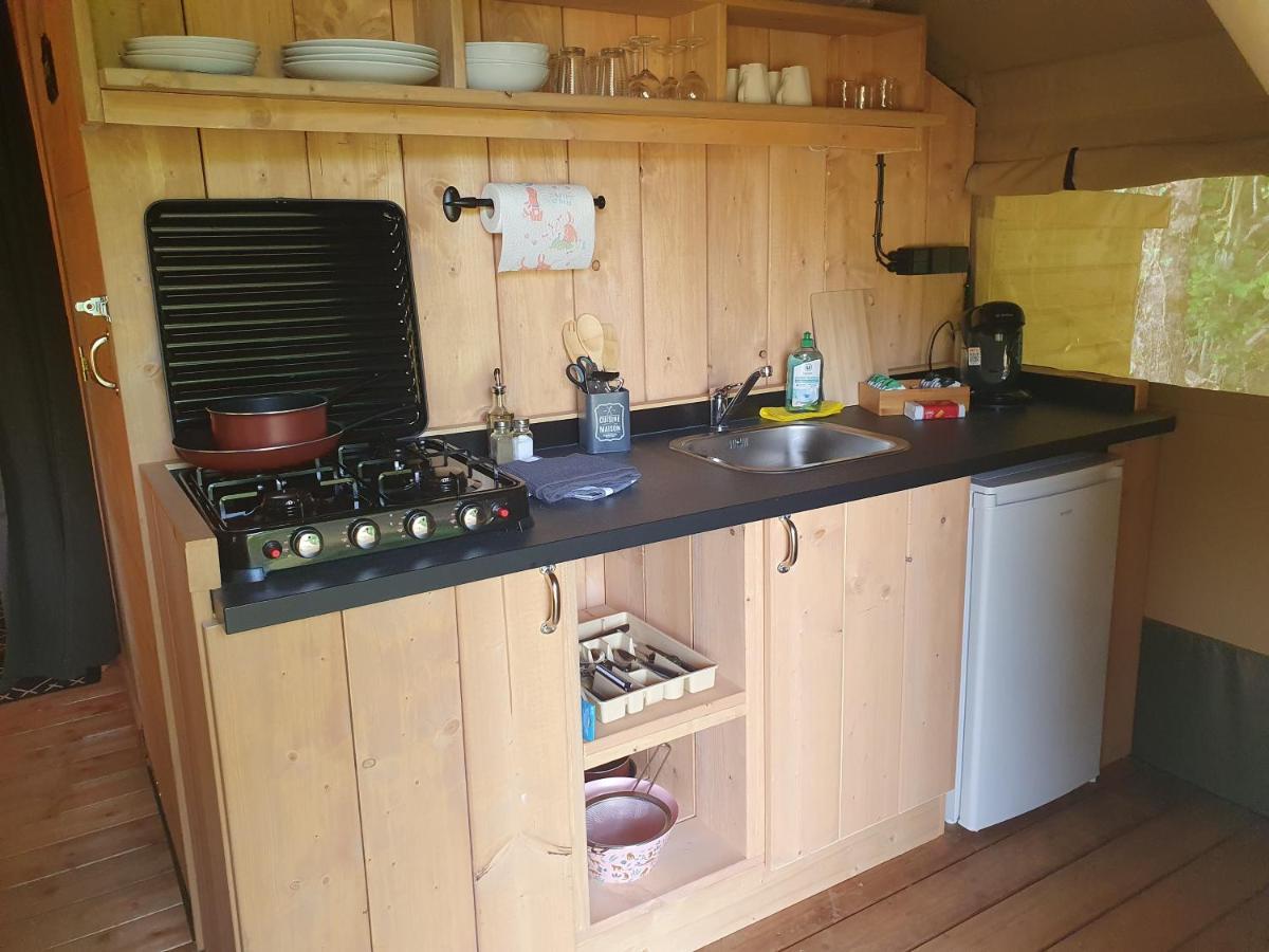 Luxury Safari Tents At Moulin Du Pommier Glamping & Camping Saulgond Exterior foto