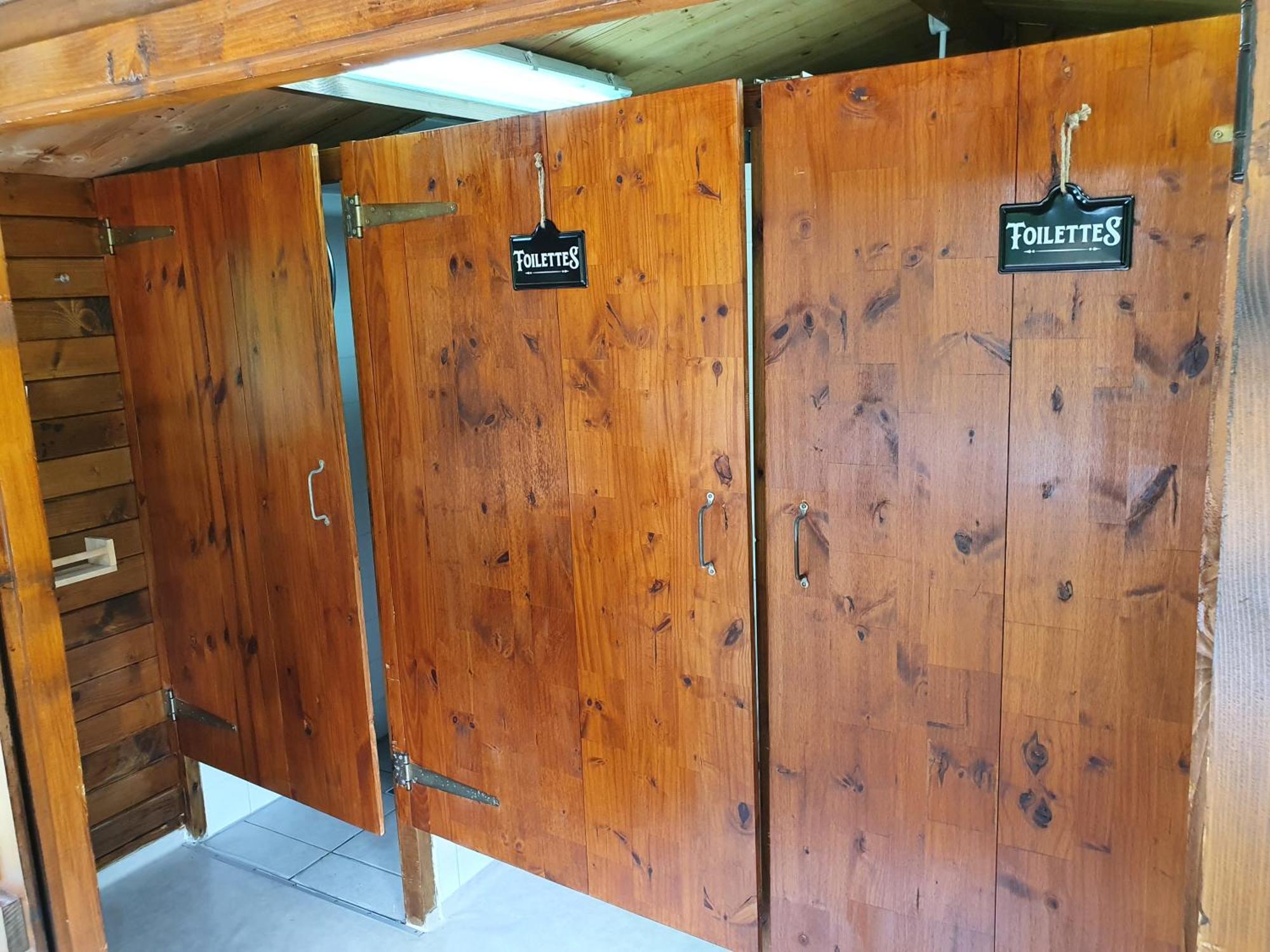 Luxury Safari Tents At Moulin Du Pommier Glamping & Camping Saulgond Exterior foto